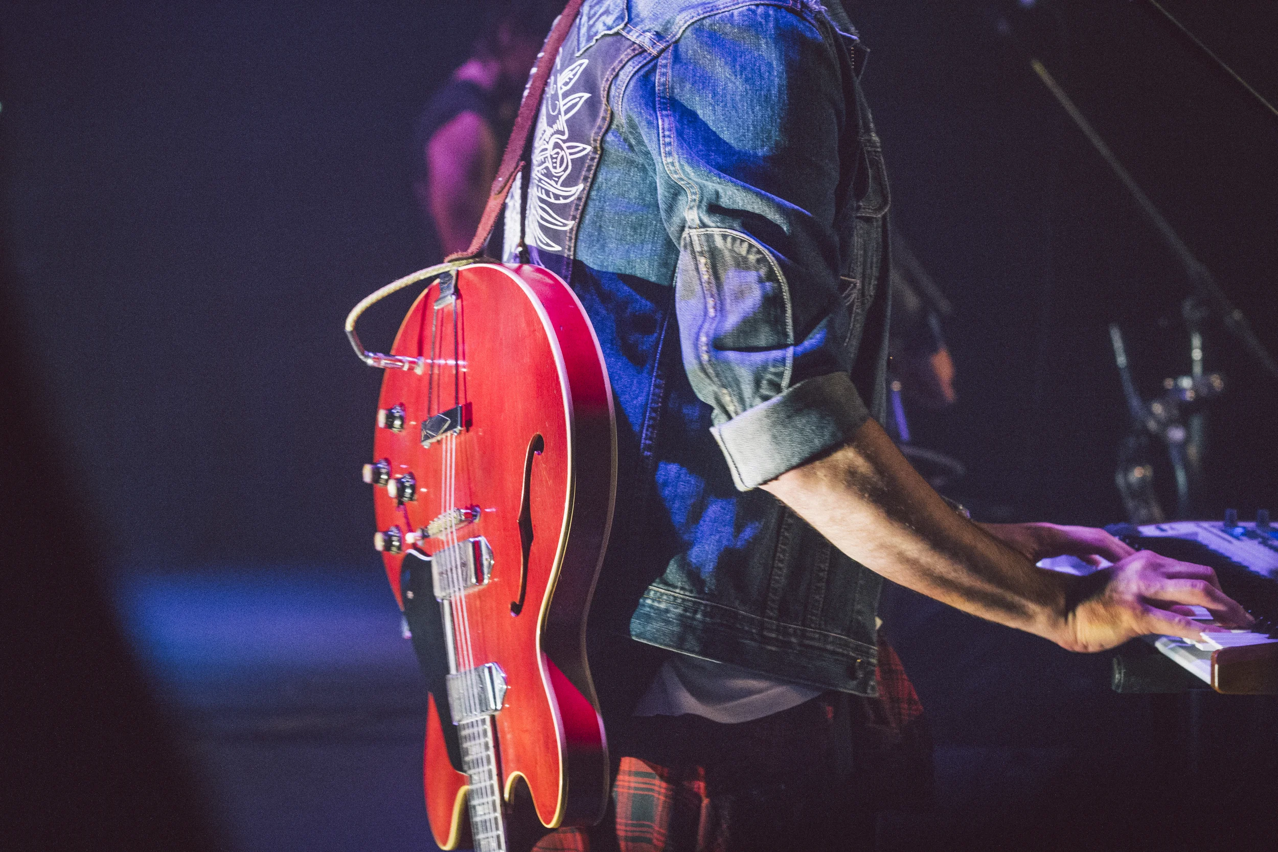 janelle-grace.com The Griswolds, Metro Theatre, 20141011-5.jpg