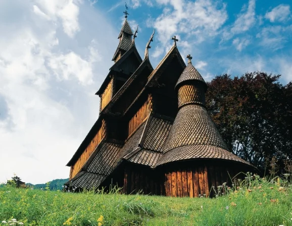 Hopperstad stavkyrkje. Foto: InnovasjonNorge/Per Eide