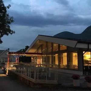 Dans Påskeafta med "Håvard Skaatun band"