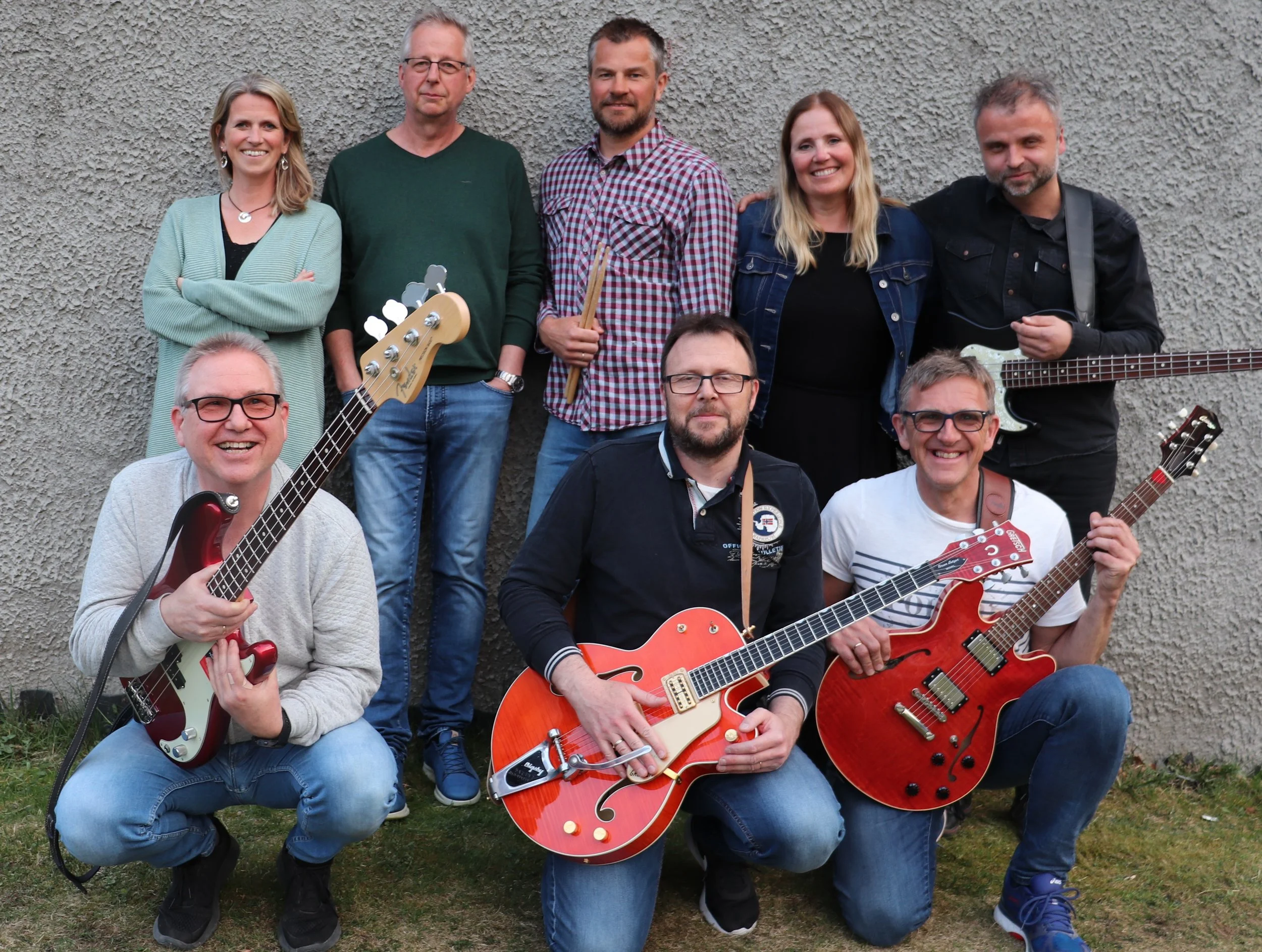 Dans med "Pryl" og "Ein te" laurdag 8. juni