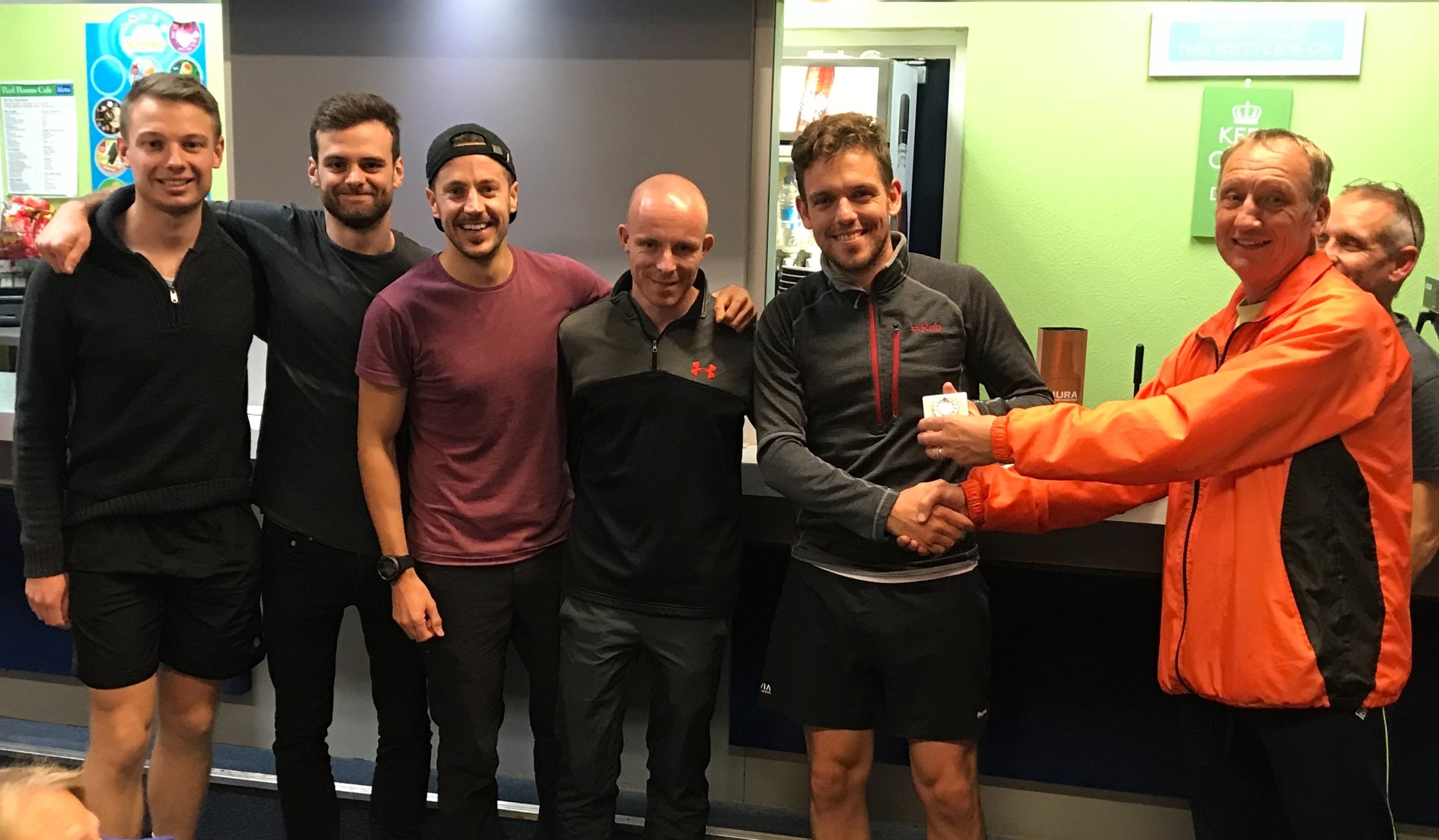 2018 Men’s A team collecting 1st prize