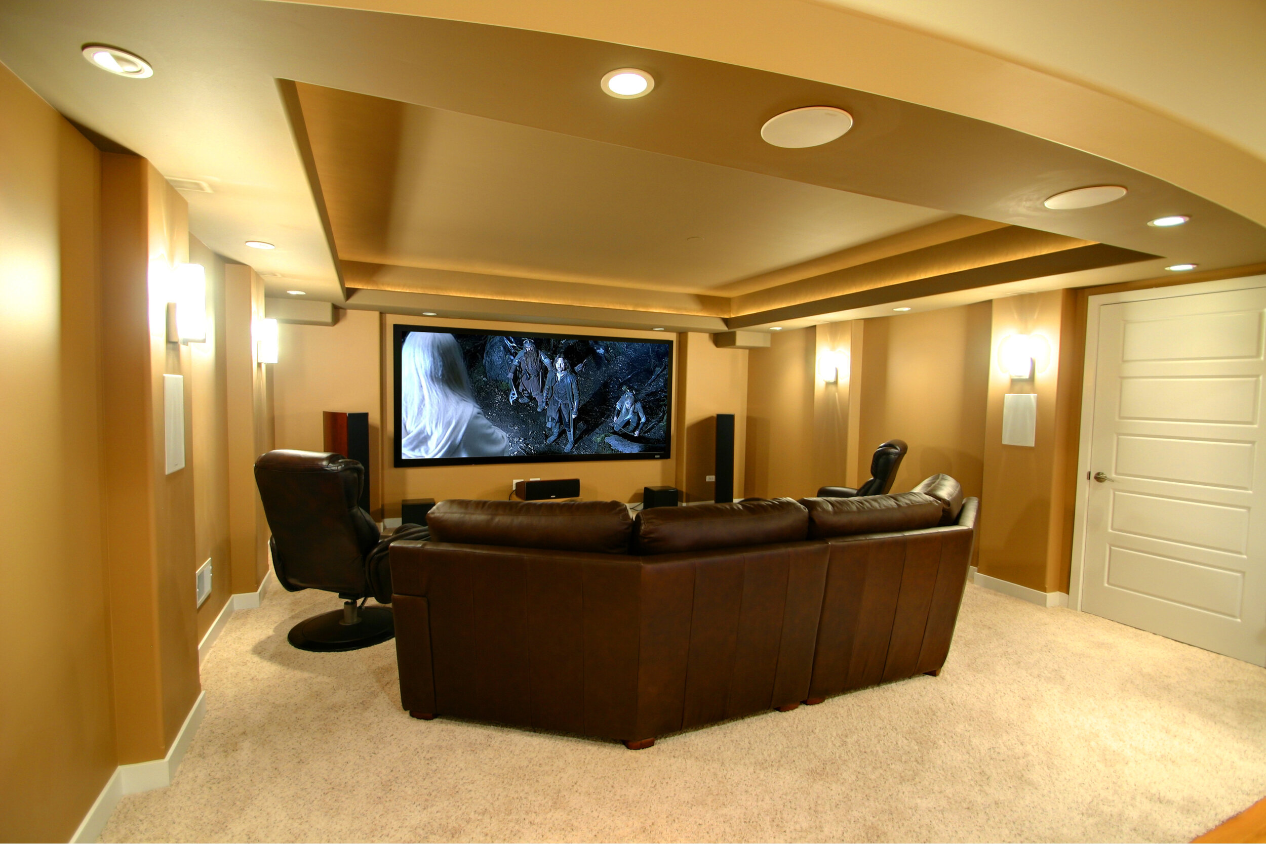 Home Theater &amp; Basement Finish