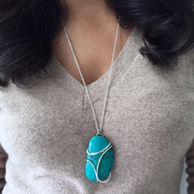 Turquoise+Necklace+4 - Version 2.jpg