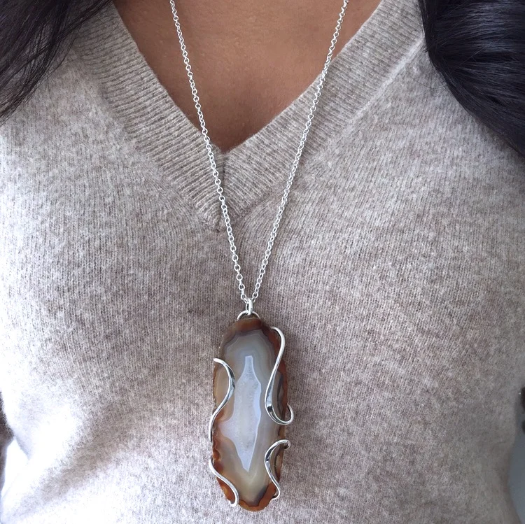 Agate+Necklace+3 - Version 5.jpg