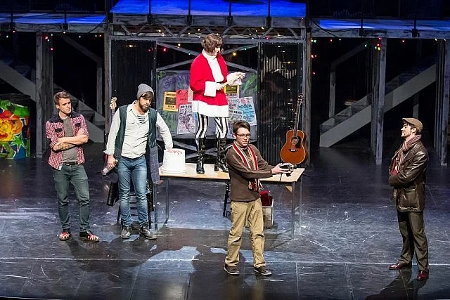 Rent-The-Musical-Photo-12-640x427.jpg