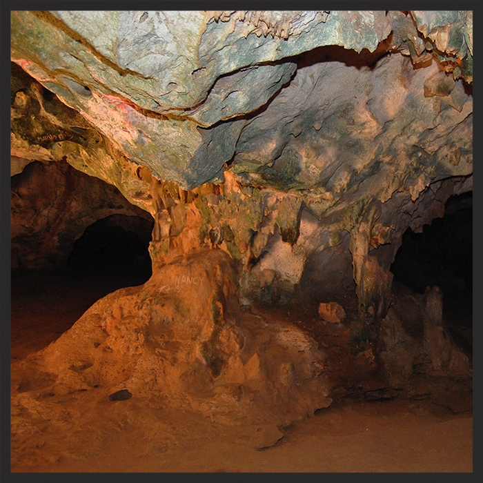 Arizona-caves.jpg