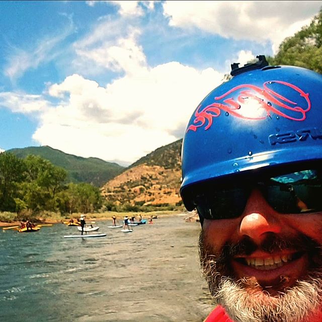 Day 43 was my birthday.  Sooo many people came out to play.  The wind almost got us, but we prevailed and ran all the way through South Canyon. 
#yestoadventure #supyes #shaboomee #100daysonaSUP