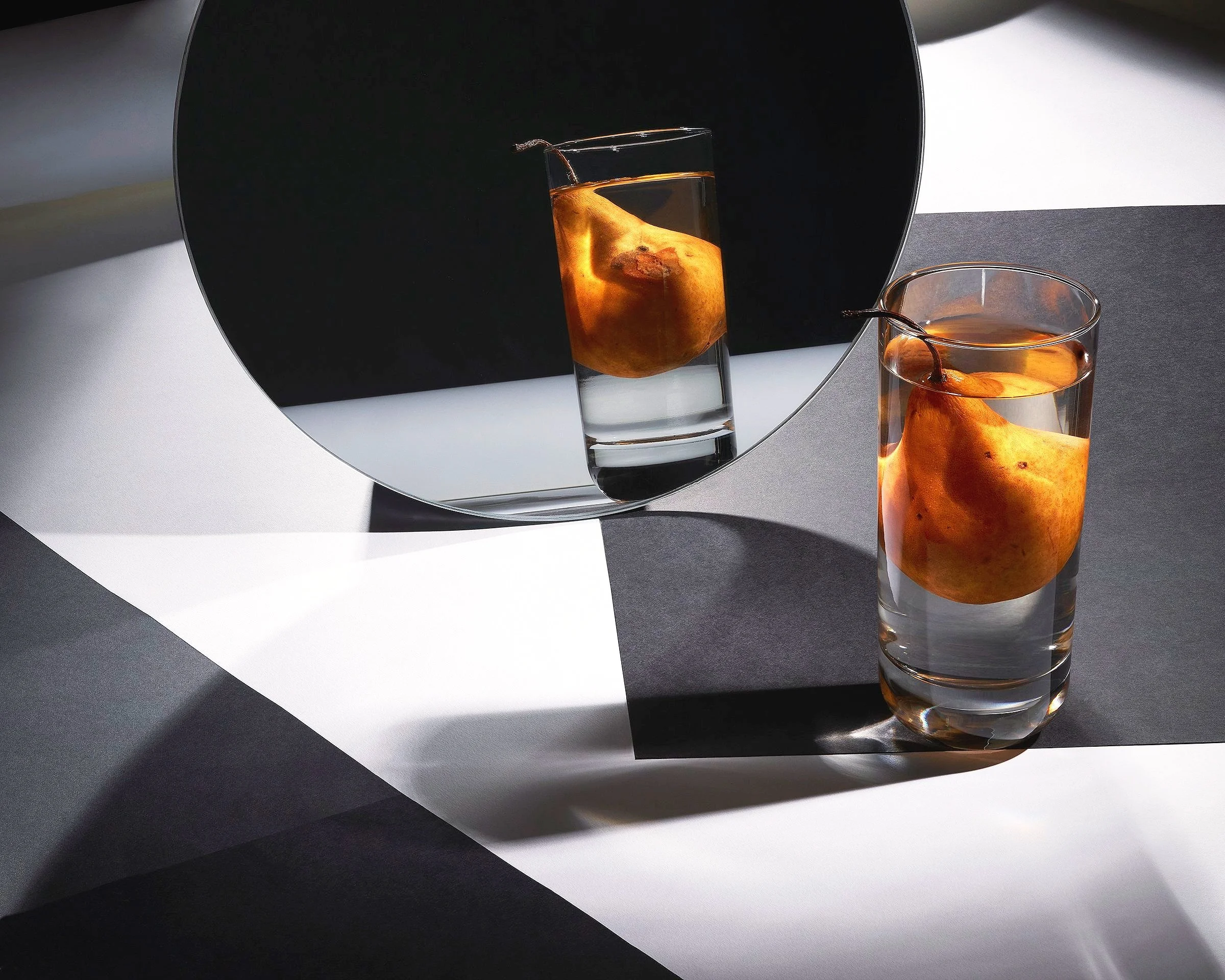 2PEAR+GLASS%3AMIRROR.jpg
