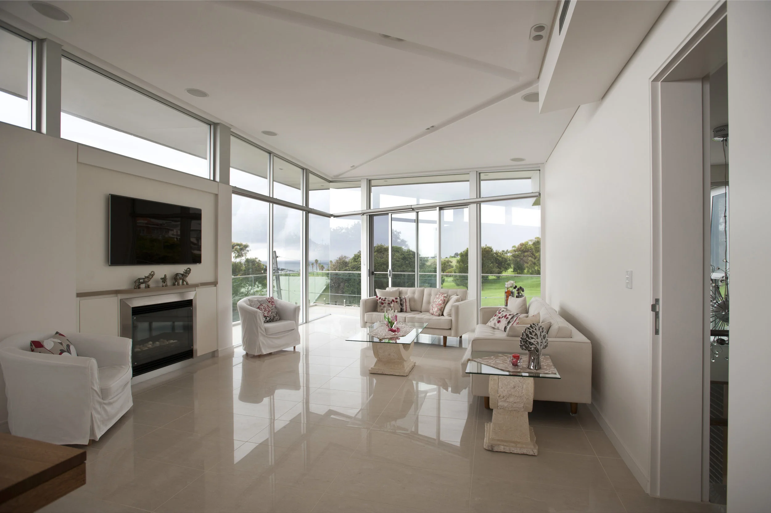  Loose furniture selections by others 