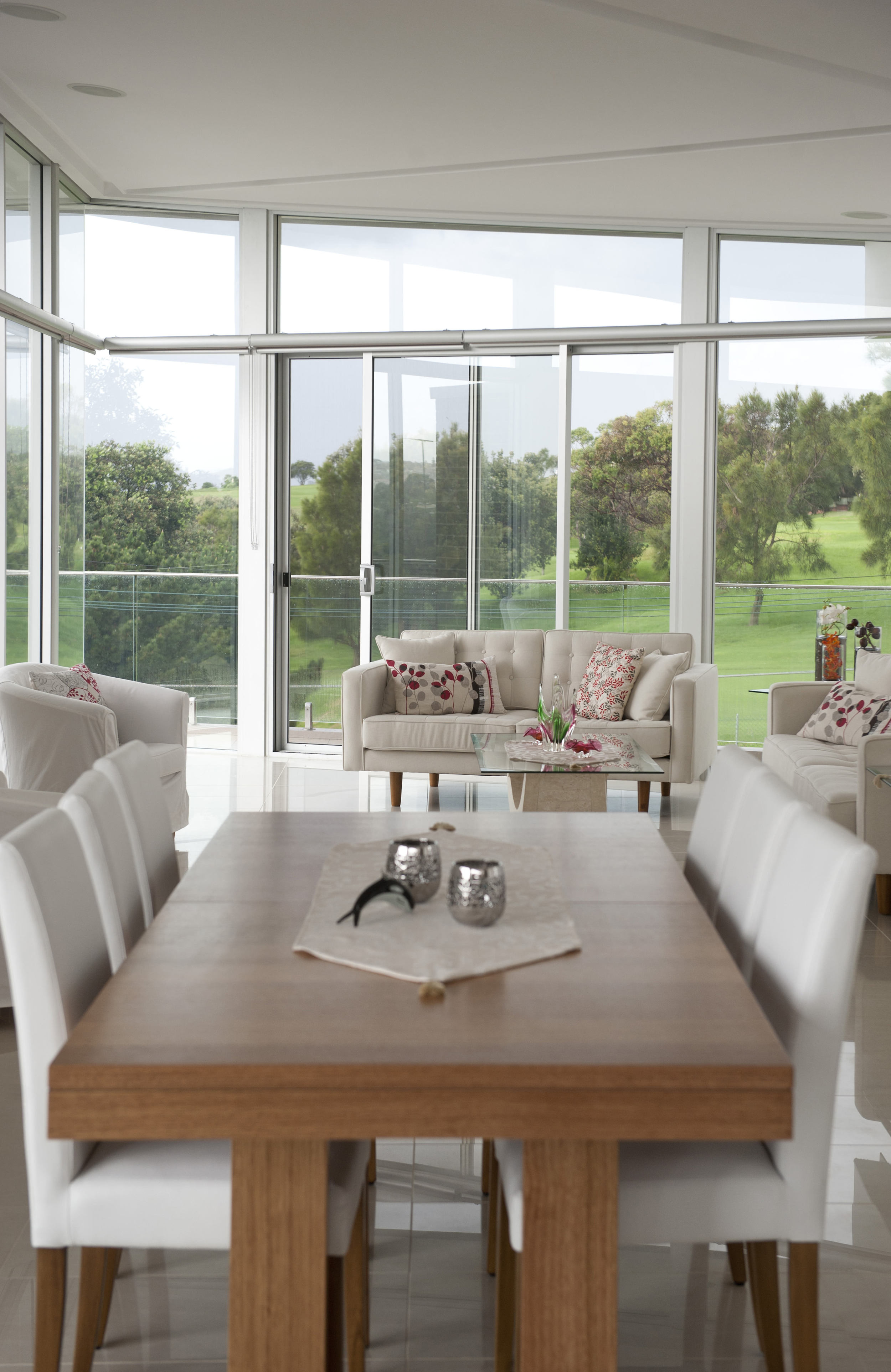  Loose furniture selection by others 