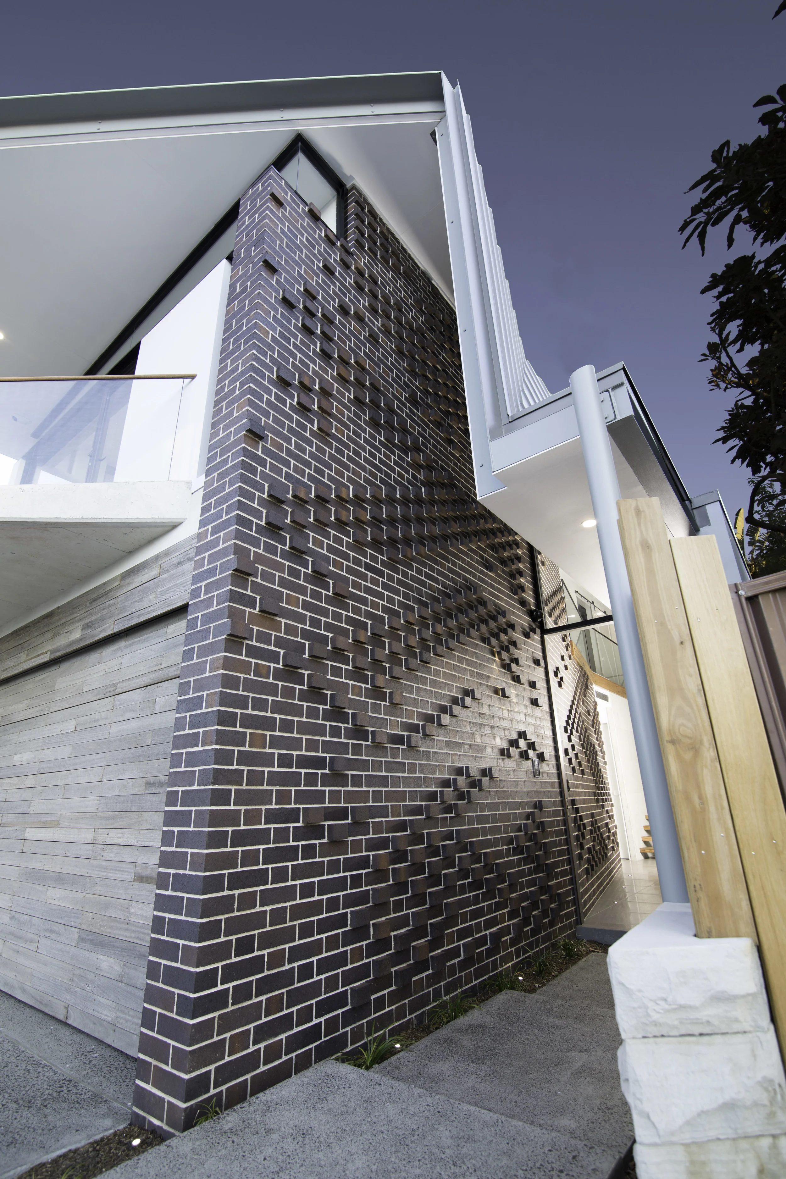  Photos of feature brickwork supplied by PGH bricks 