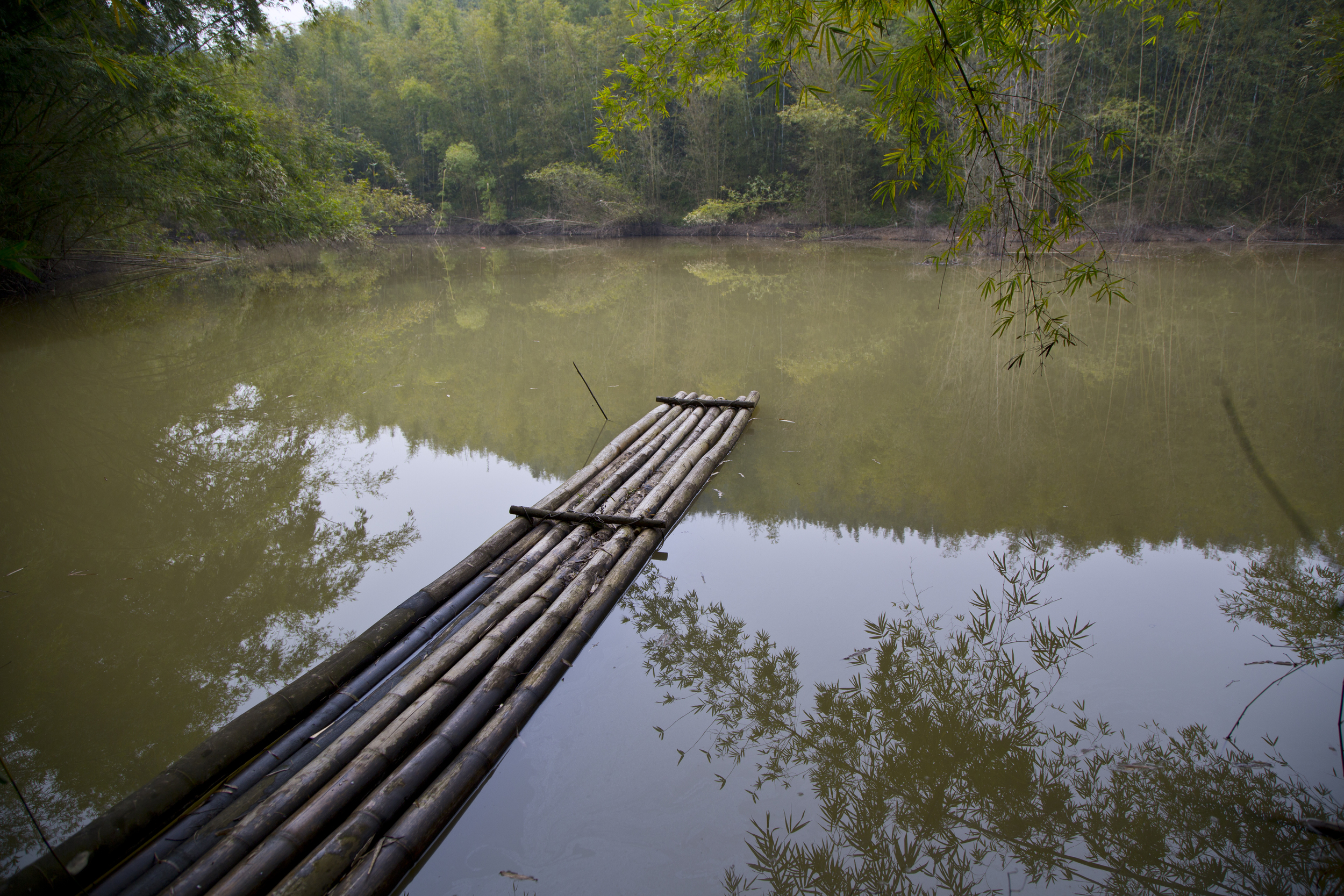 bamboo-raft.jpg