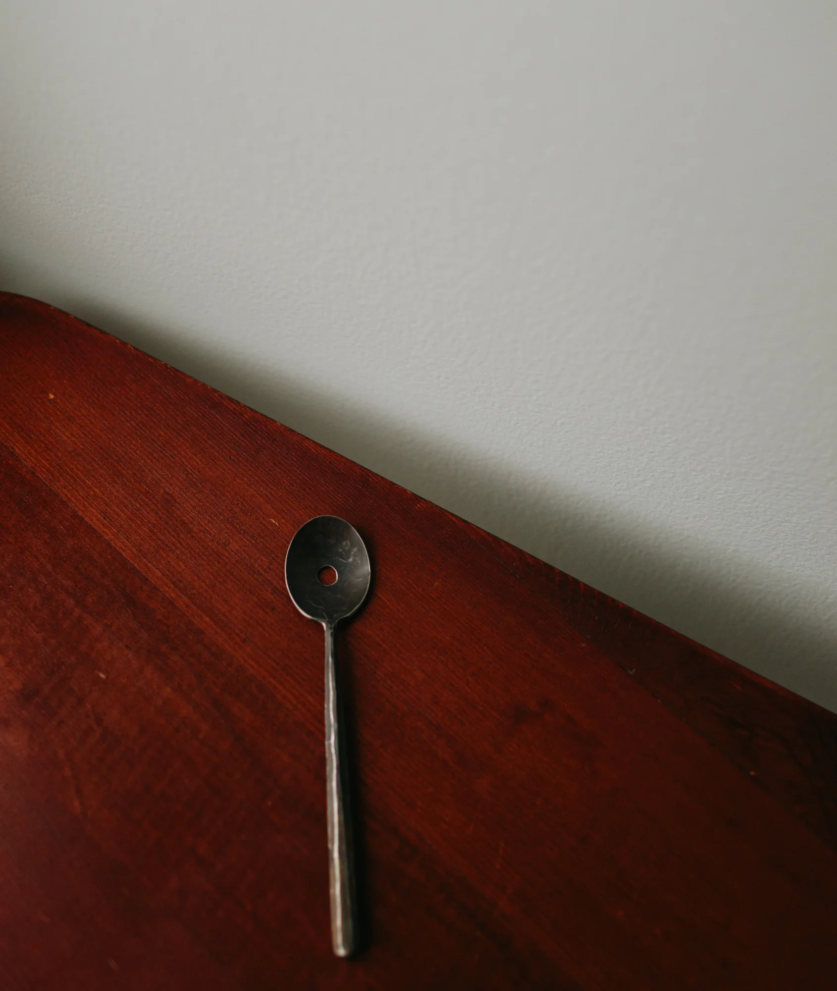 one-hole-slotted-spoon-3.jpg