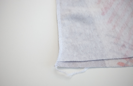 The fabric differential when using the differential feed.