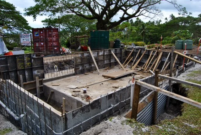 The construction of the pool has progressed nicely. In this earlier picture you can see the forms in place.
