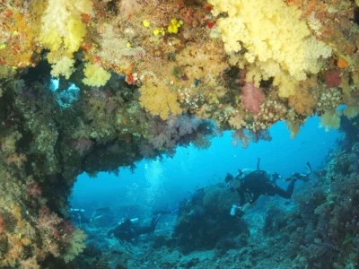 The entrance to the Swimthrough at Yellow Tunnel