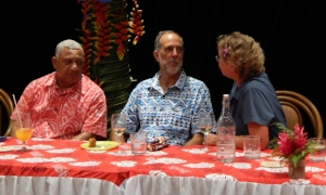 Muriel, Carl, and the Prime Minister discussing grandchildren