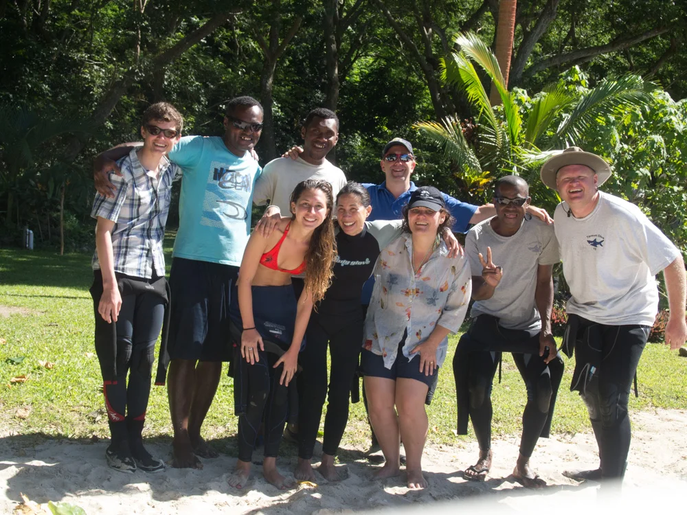 Divers and Taveuni Dive crew having a mondo surface interval!