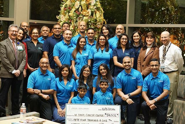 #TeamJags visited the UC Davis Comprehensive Cancer Center on 12/5/16 to donate the proceeds from the last #Golf and #Gala for #OvarianCancer. Thank you to all of our sponsors and guests who continue to help us raise money to find a cure for this deadly disease.