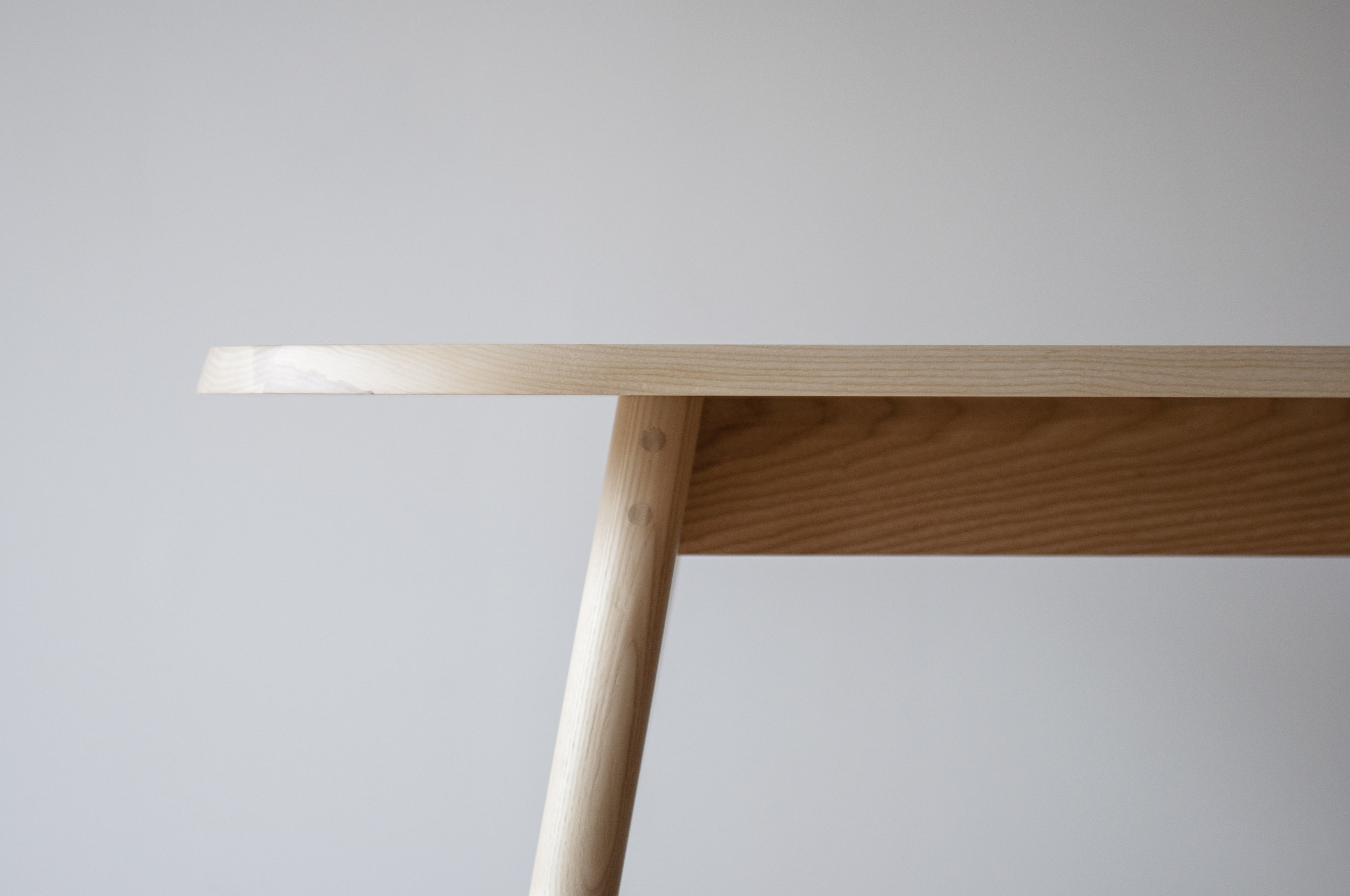 ETABLI_BISTRO_TABLE_©_DIKINI-02.JPG