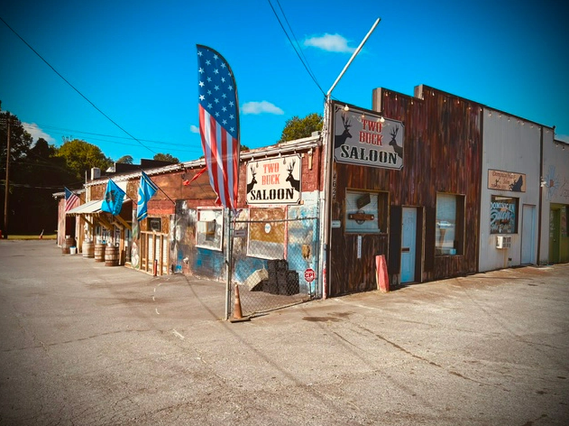 Two Buck Saloon - Monroe