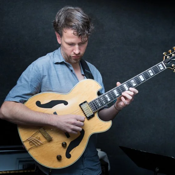 sebastian noelle - guitar image: fresh sound records