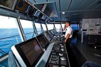 HOS Achiever pilothouse.jpg