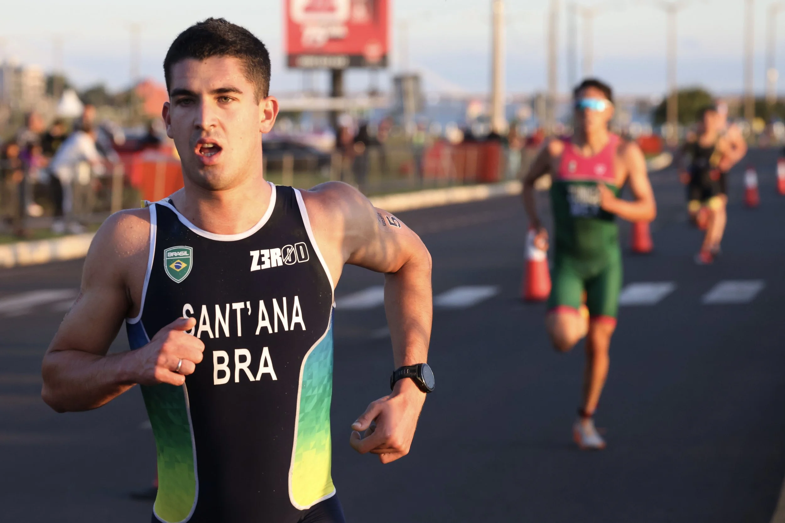 Triatlo, o atleta Vinicius Avi SantAna.  