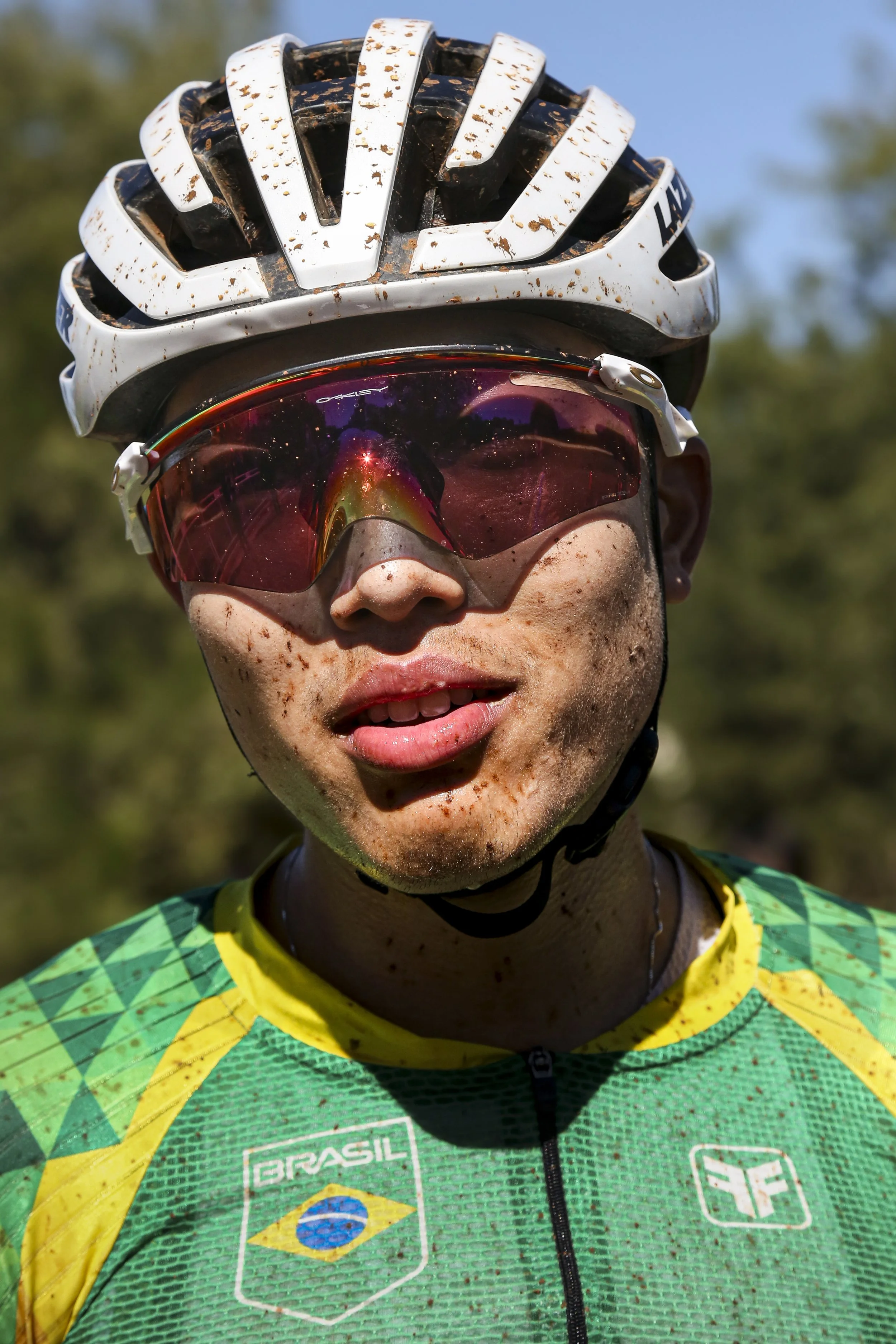 Mountain Bike, o atleta Eiki Leoncio, medalha de bronze. 