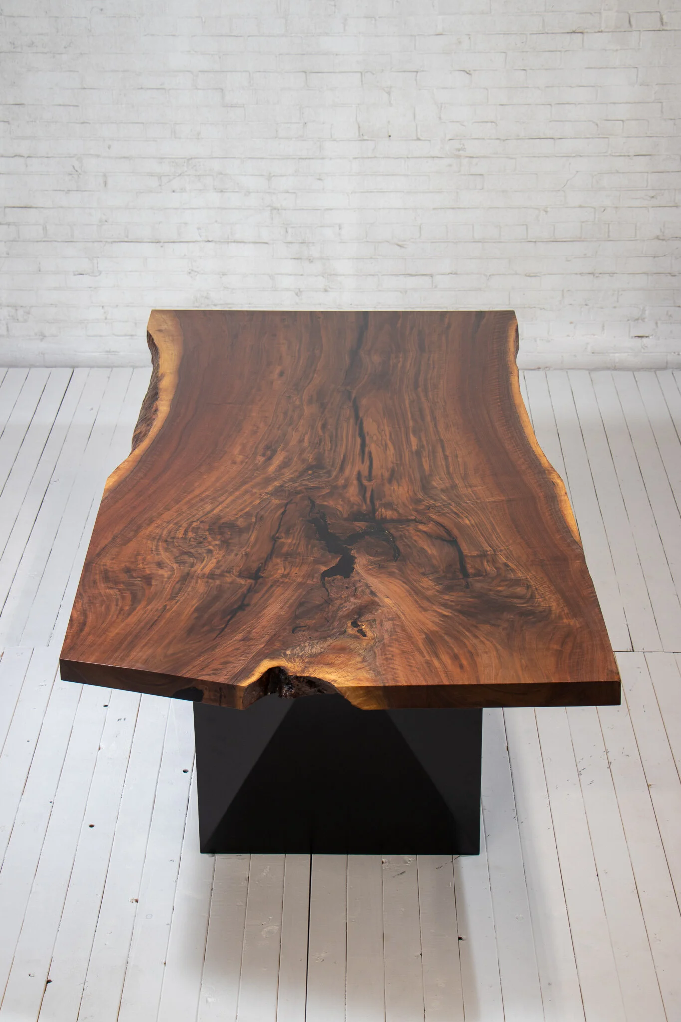 SINGLE SLAB TABLETOP