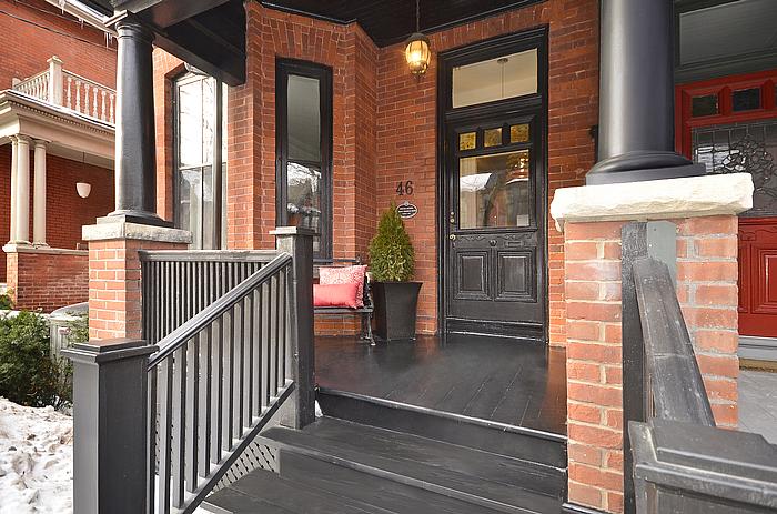verandah1_700.jpg
