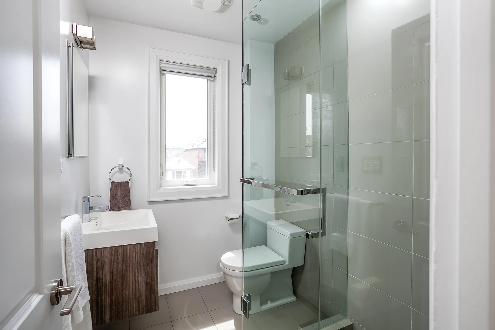 240 Bedford Park Ave-Web-34.jpg