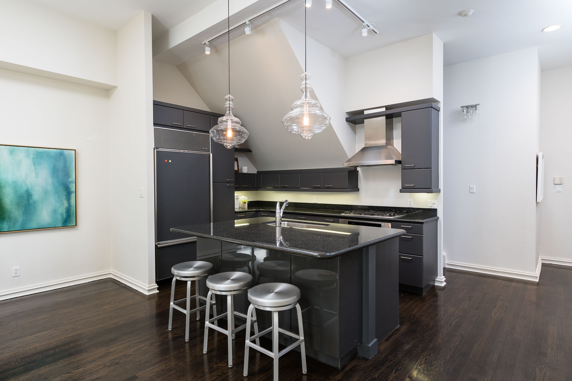 212-295 Davenport-web-7.jpg