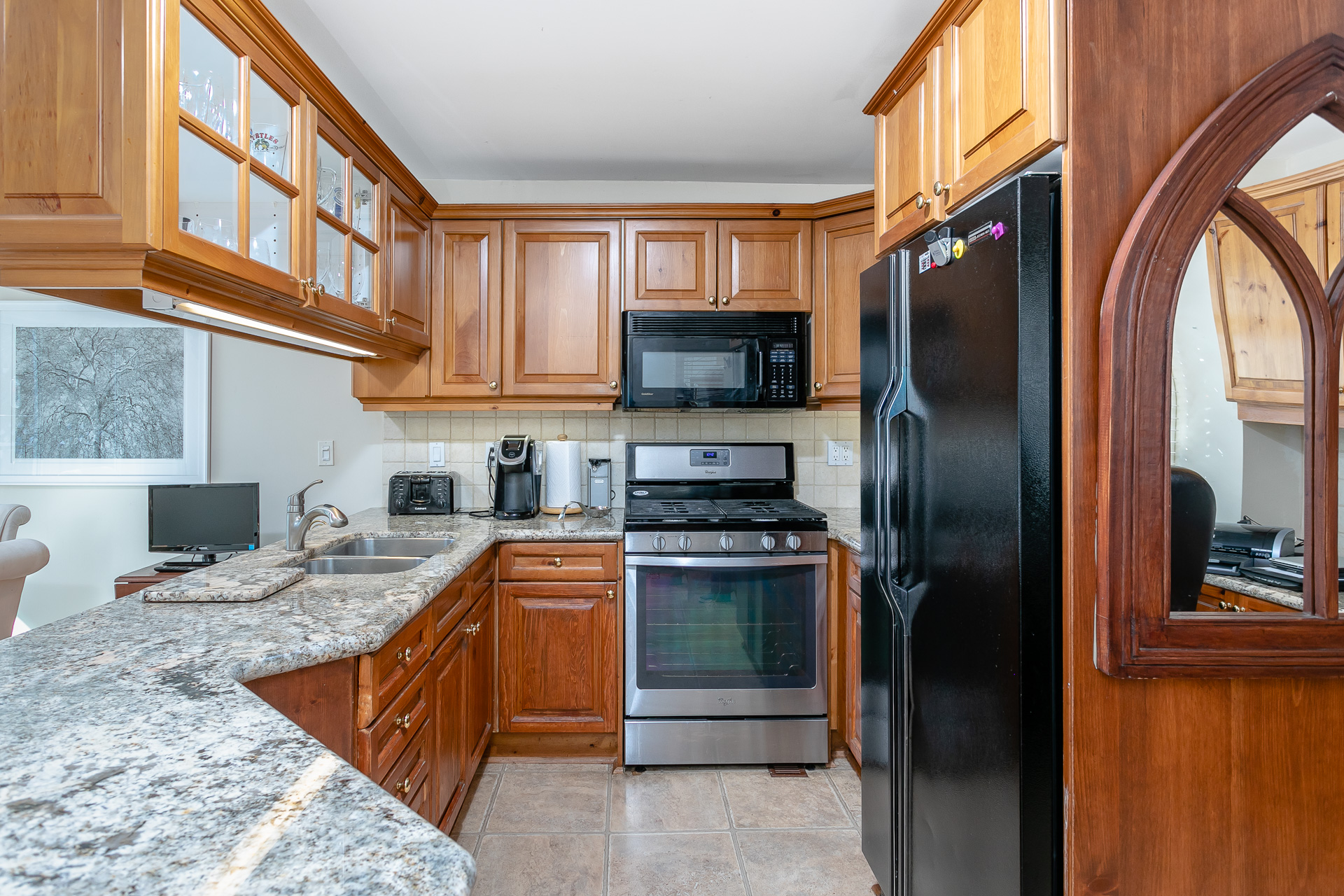 28 Howard Ave-Web-26.jpg