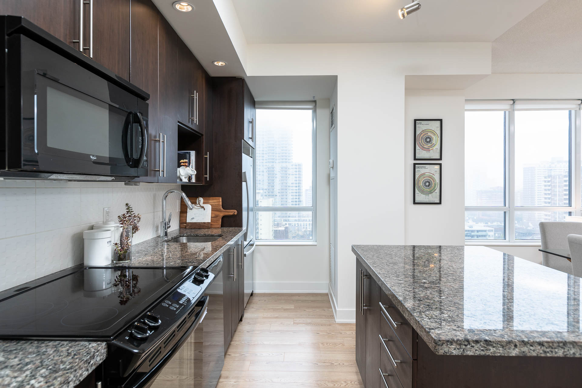 1406-28 Linden St-Web-13.jpg