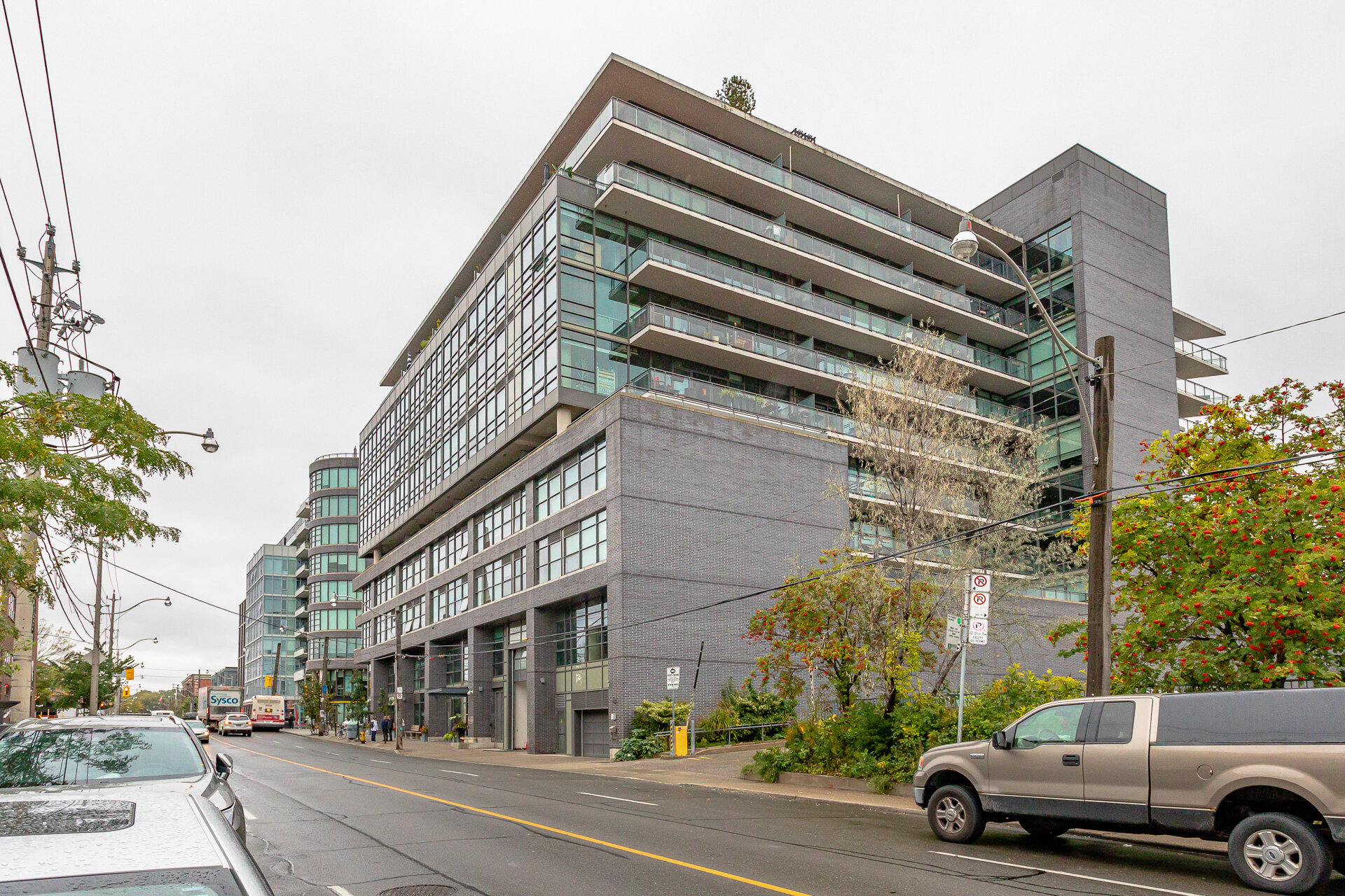 513-319 Carlaw Ave-Web-2.jpg