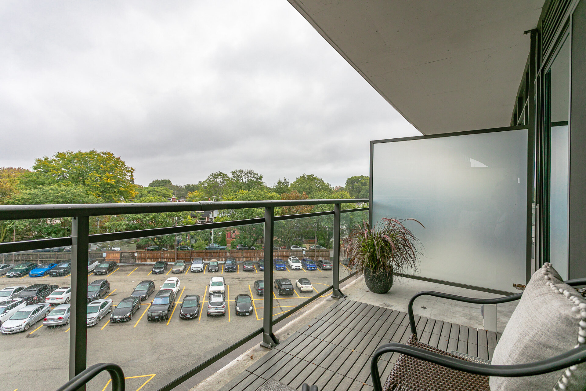 513-319 Carlaw Ave-Web-15.jpg