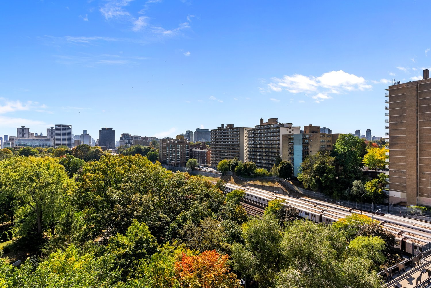 1 bedroom condo for sale, mid-town Toronto