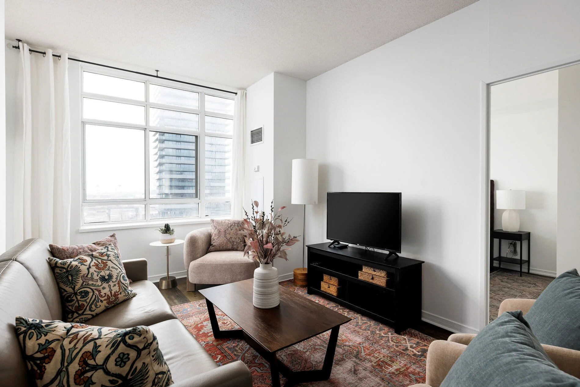 1002-80-Mill-St-Toronto (8).jpg