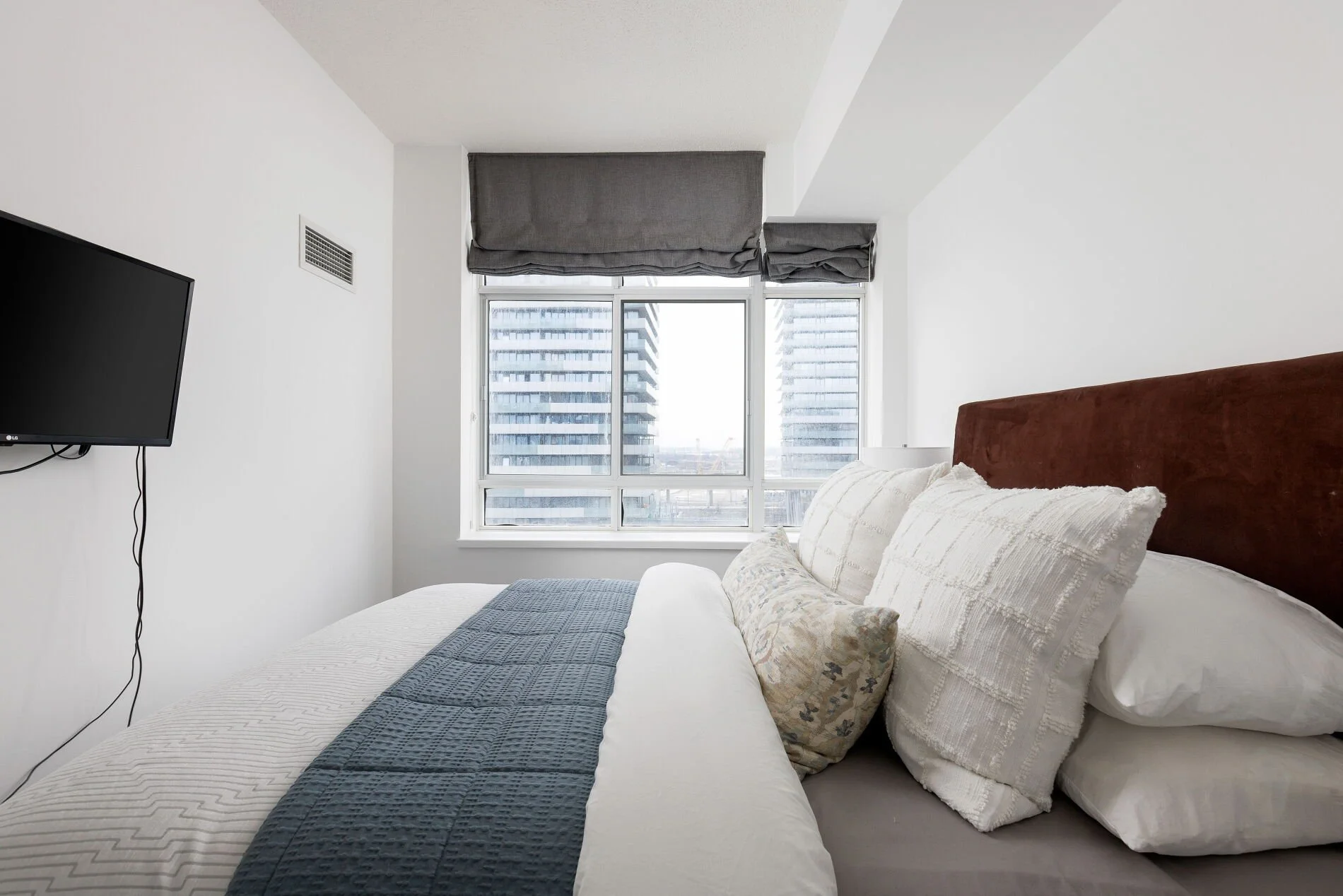 1002-80-Mill-St-Toronto (31).jpg