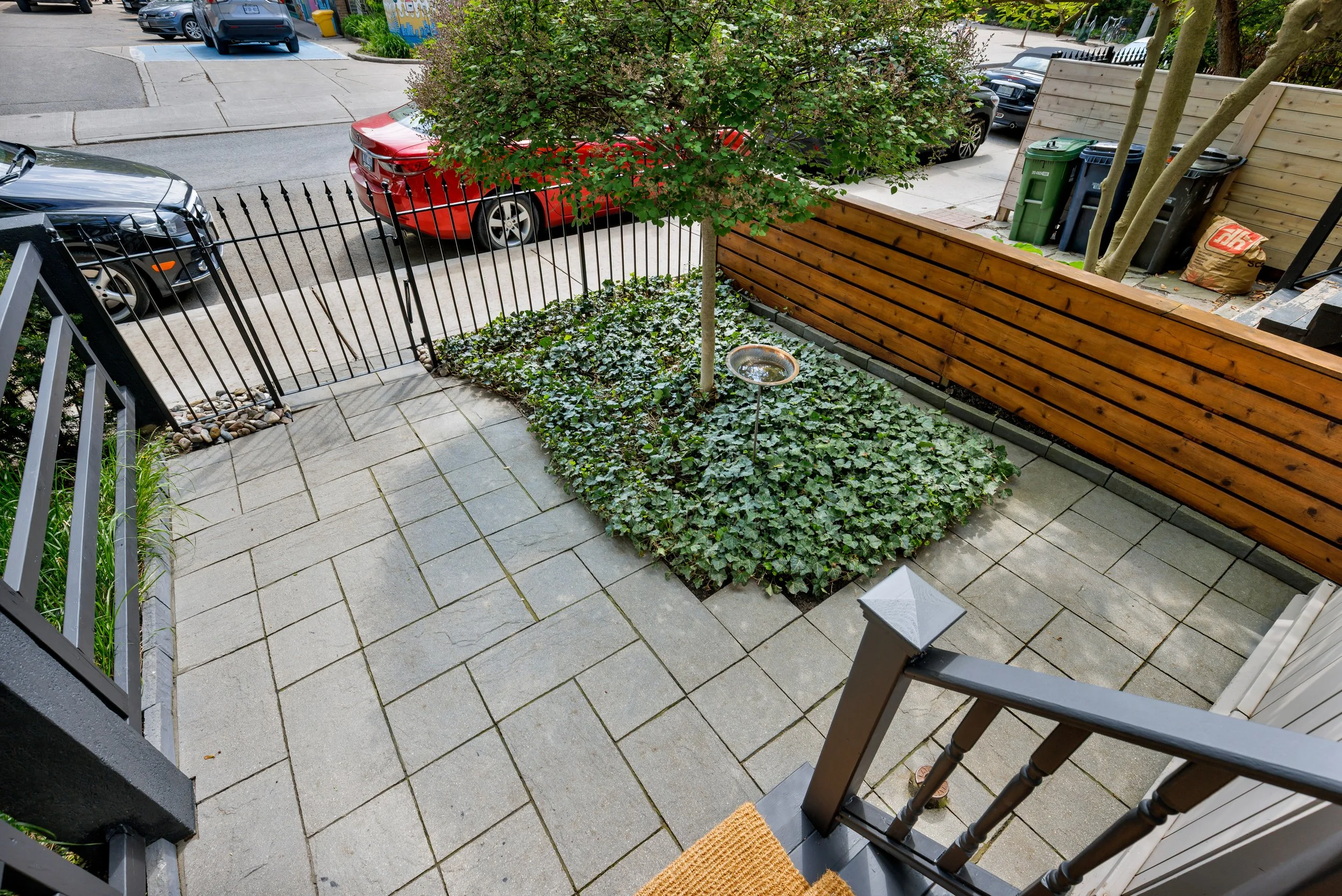 356 Ontario St-6.jpg