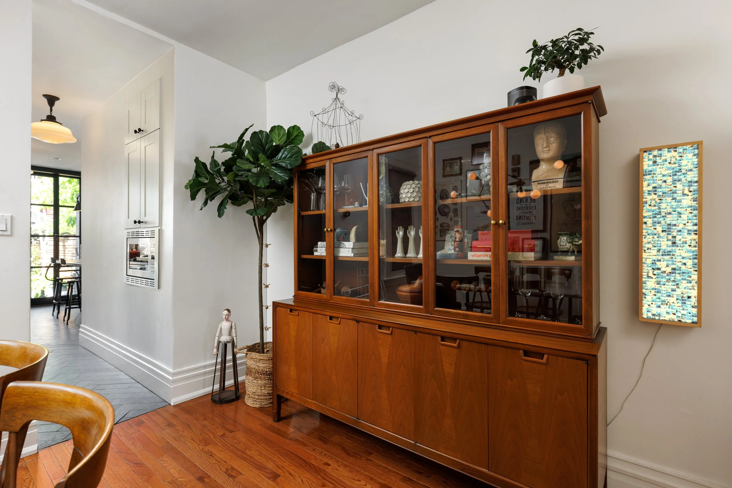 356 Ontario St-22.jpg