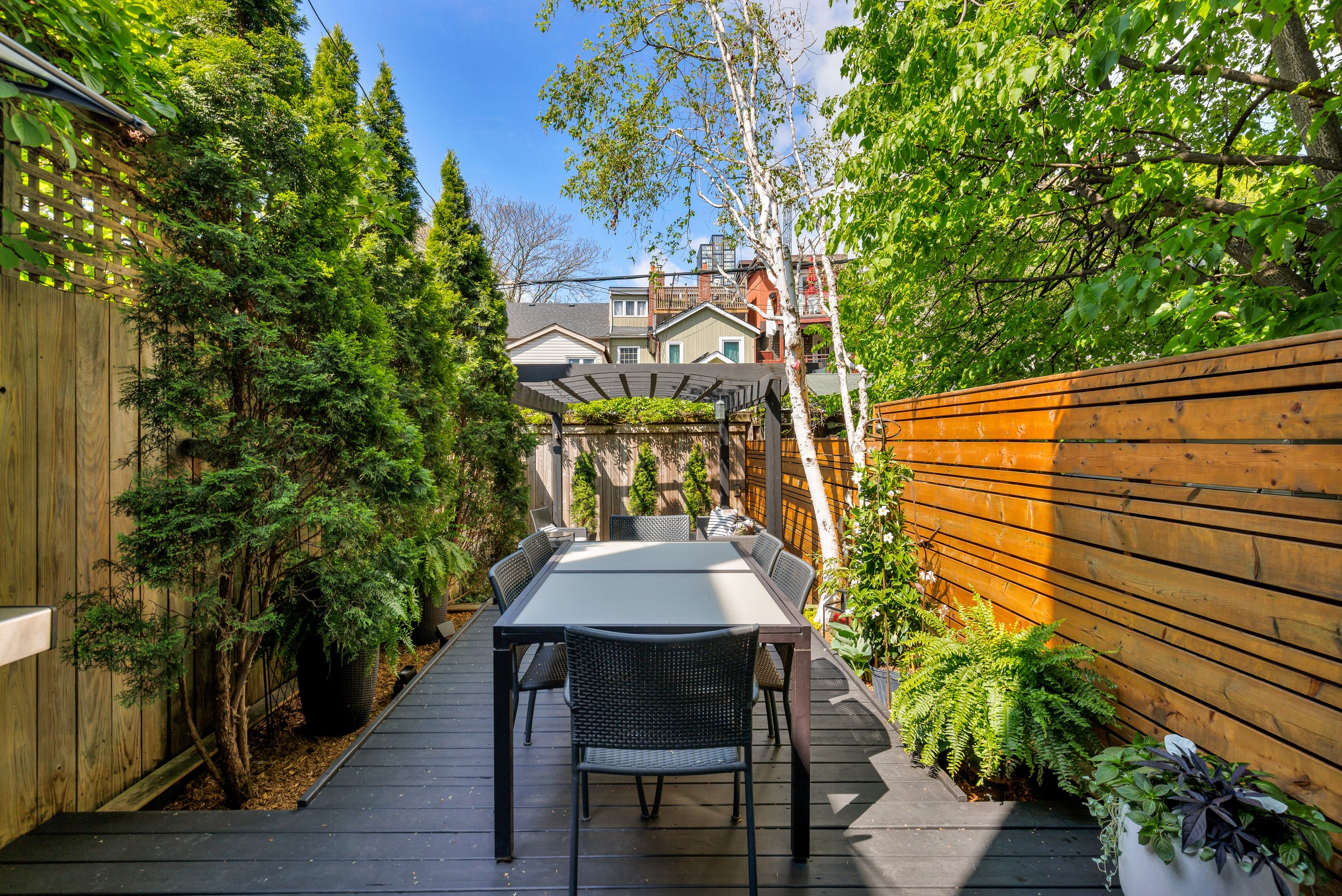 356 Ontario St-33.jpg