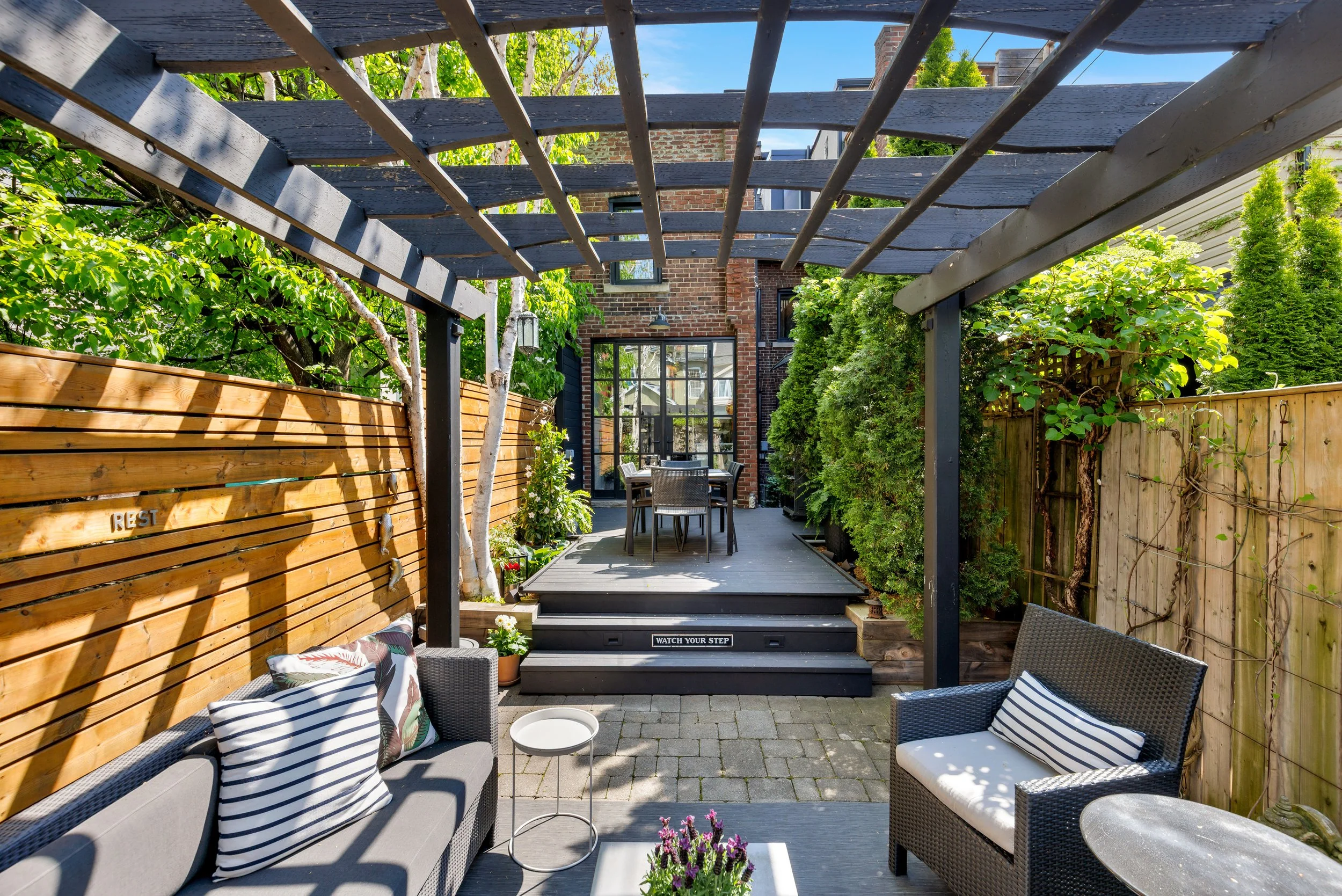 356 Ontario St-40.jpg