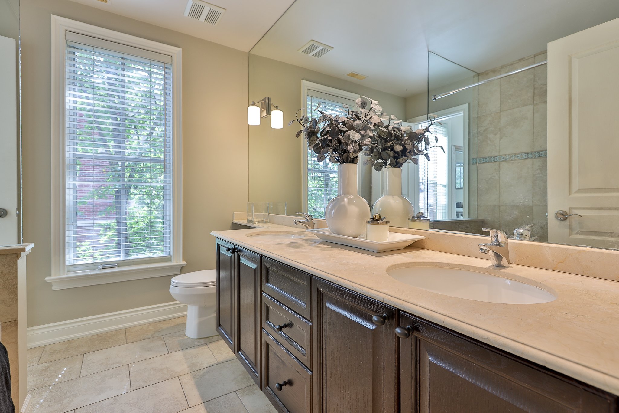 74 Aberdeen Ave-43.jpg