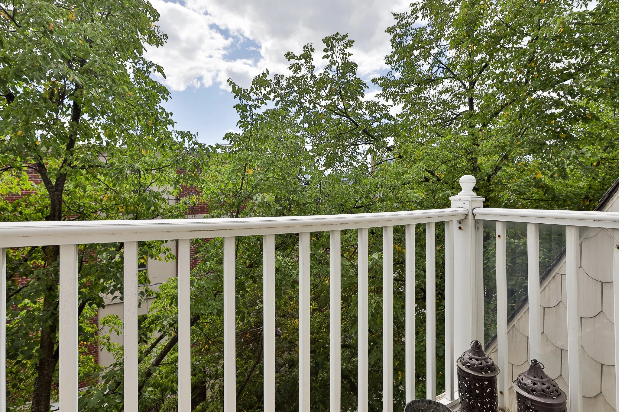 74 Aberdeen Ave-58.jpg