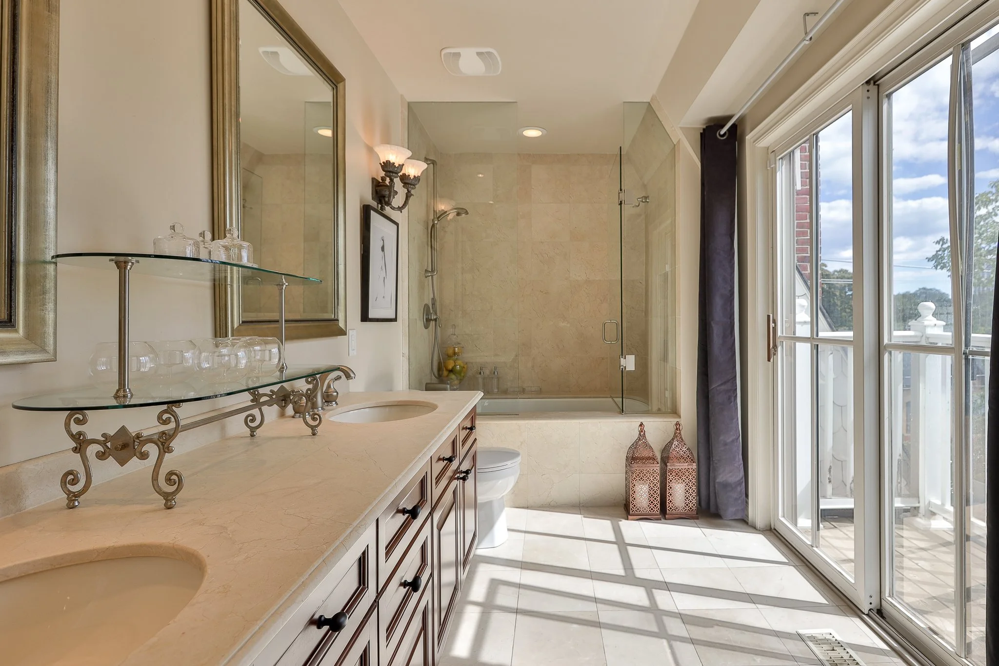 74 Aberdeen Ave-61.jpg