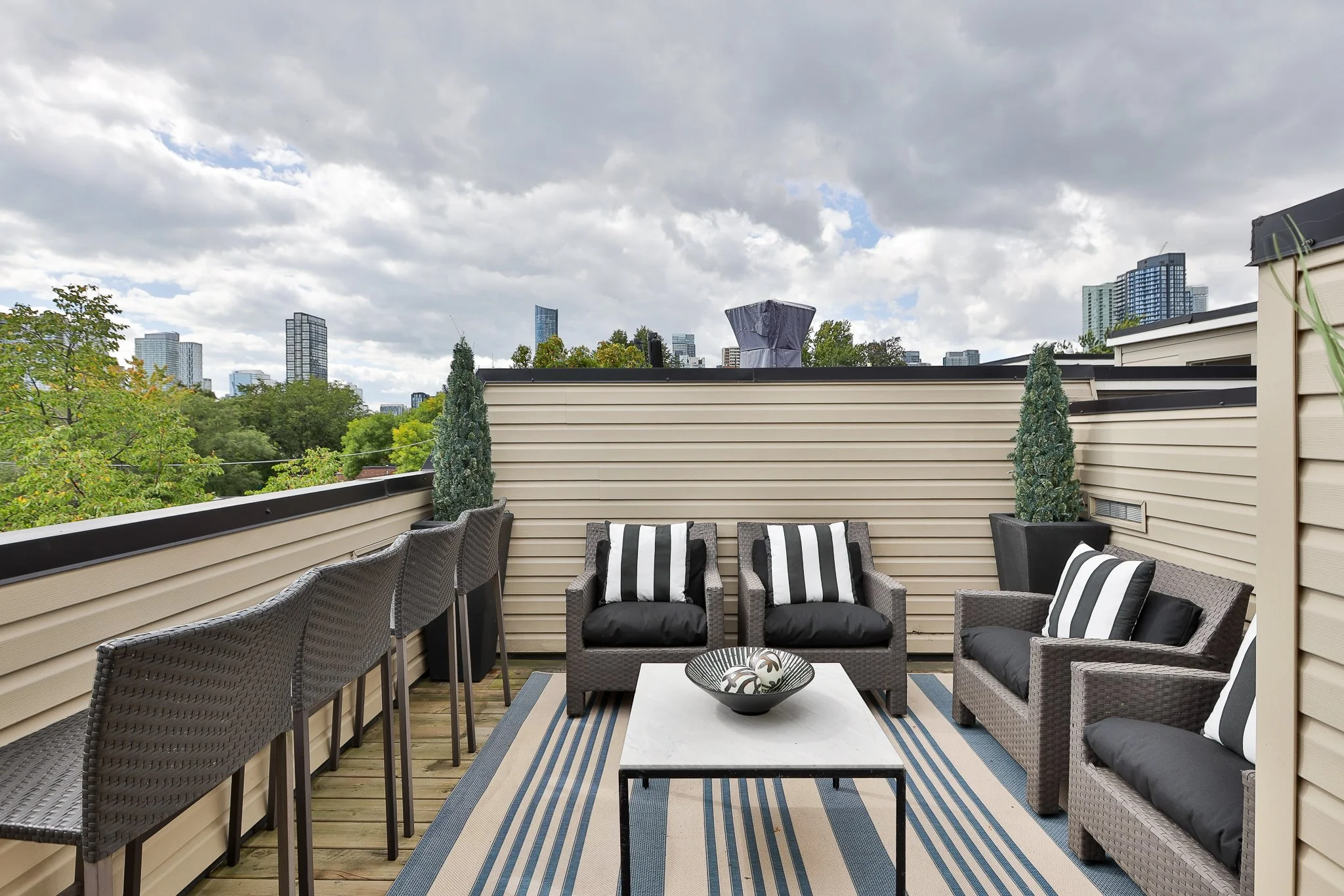 74 Aberdeen Ave-75.jpg
