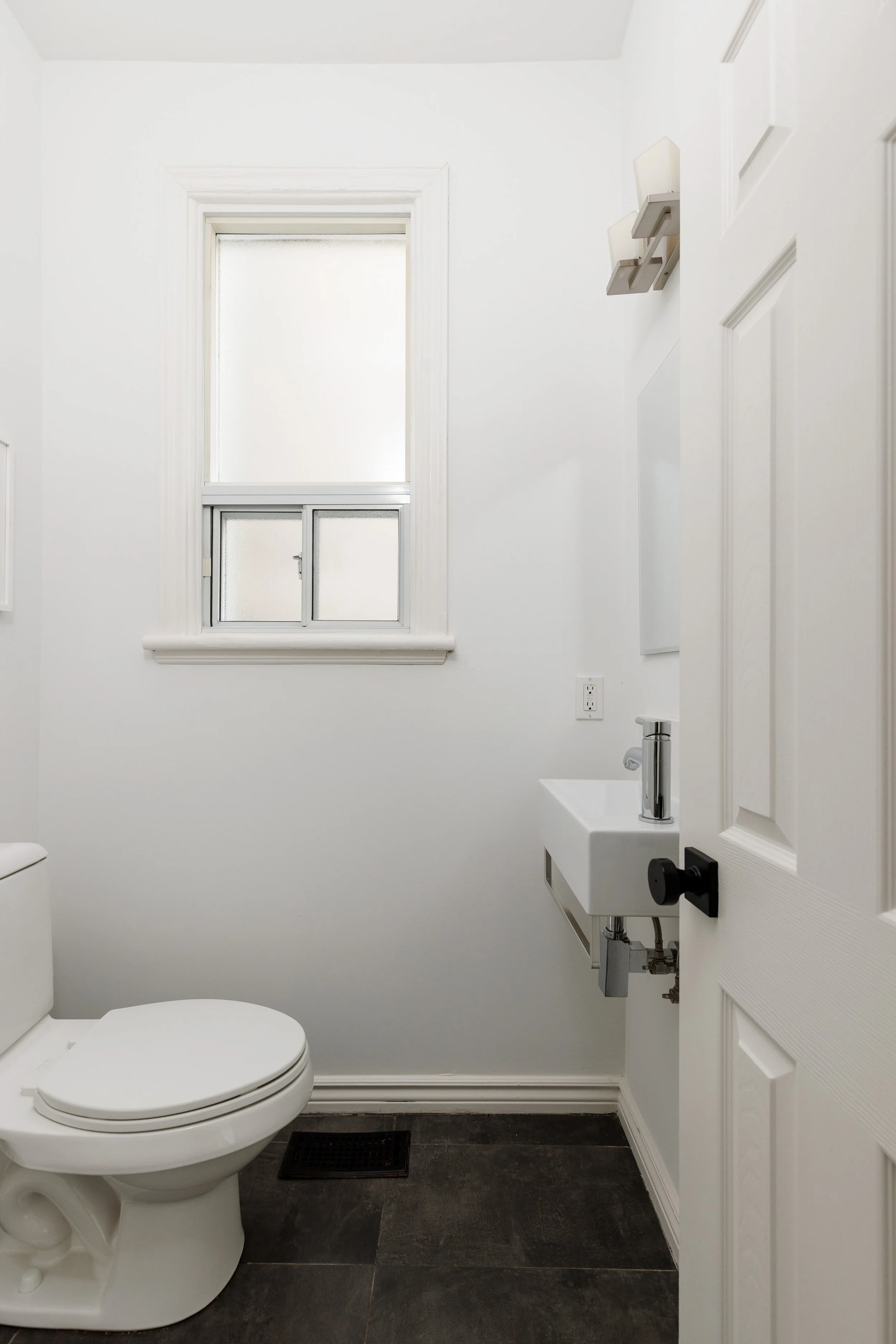30 Caroline ave-24.jpg