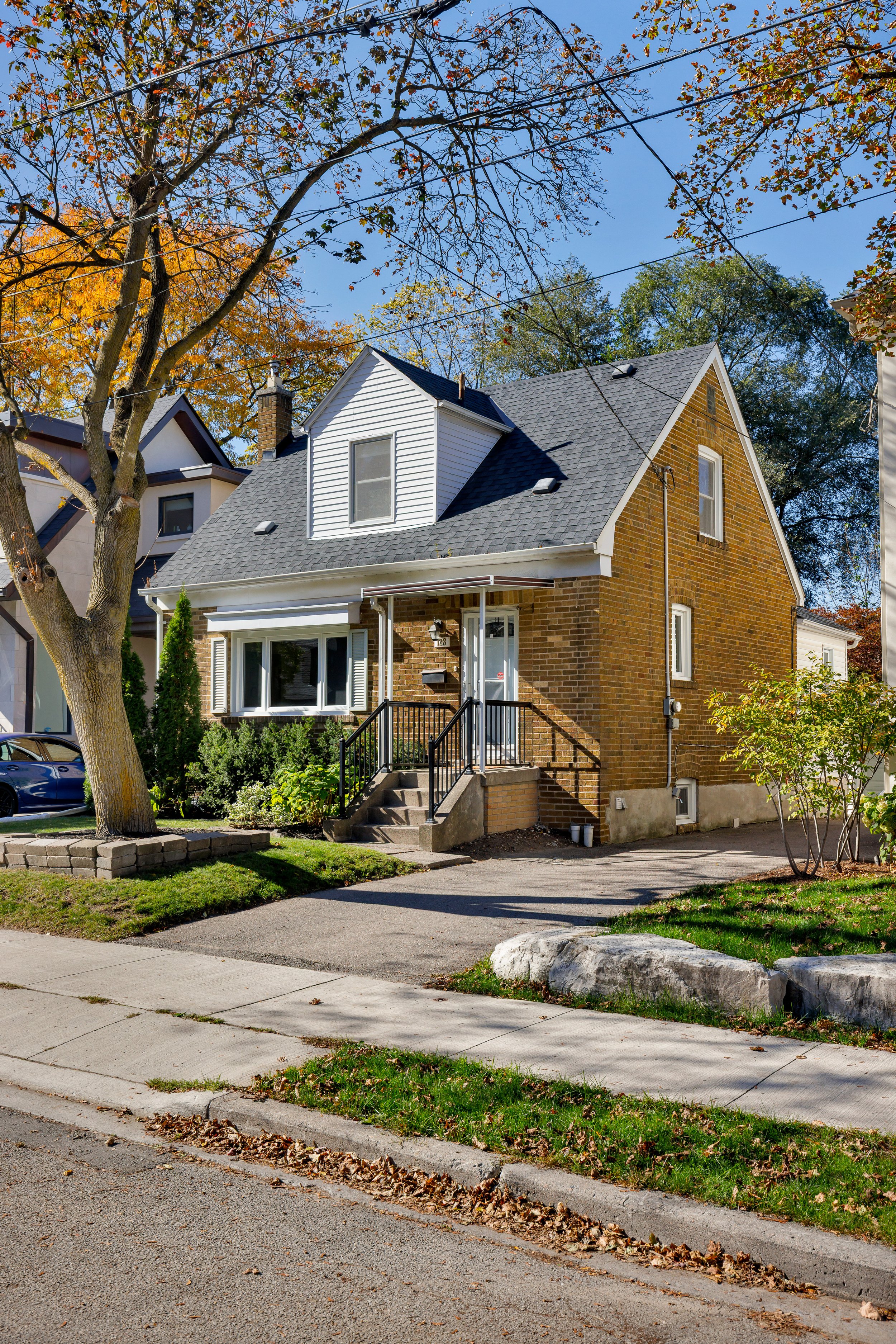 128 Leacrest Rd-2.jpg